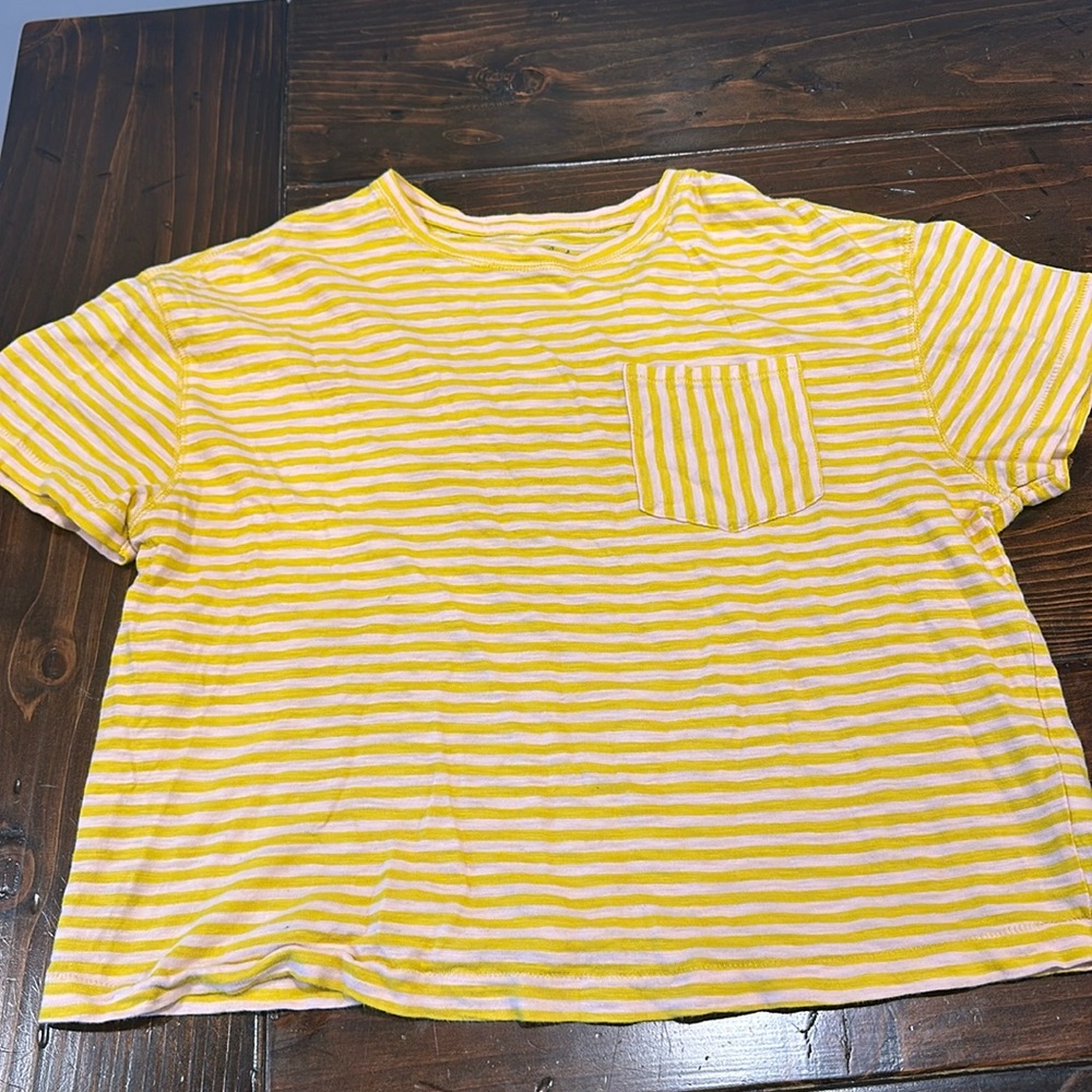Universal thread striped T-shirt- XS